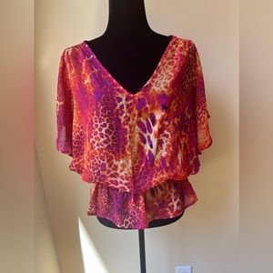 Epique Moi Size M Sheer Top Peplum Abstract Multicolor 100% Polyester V Neck